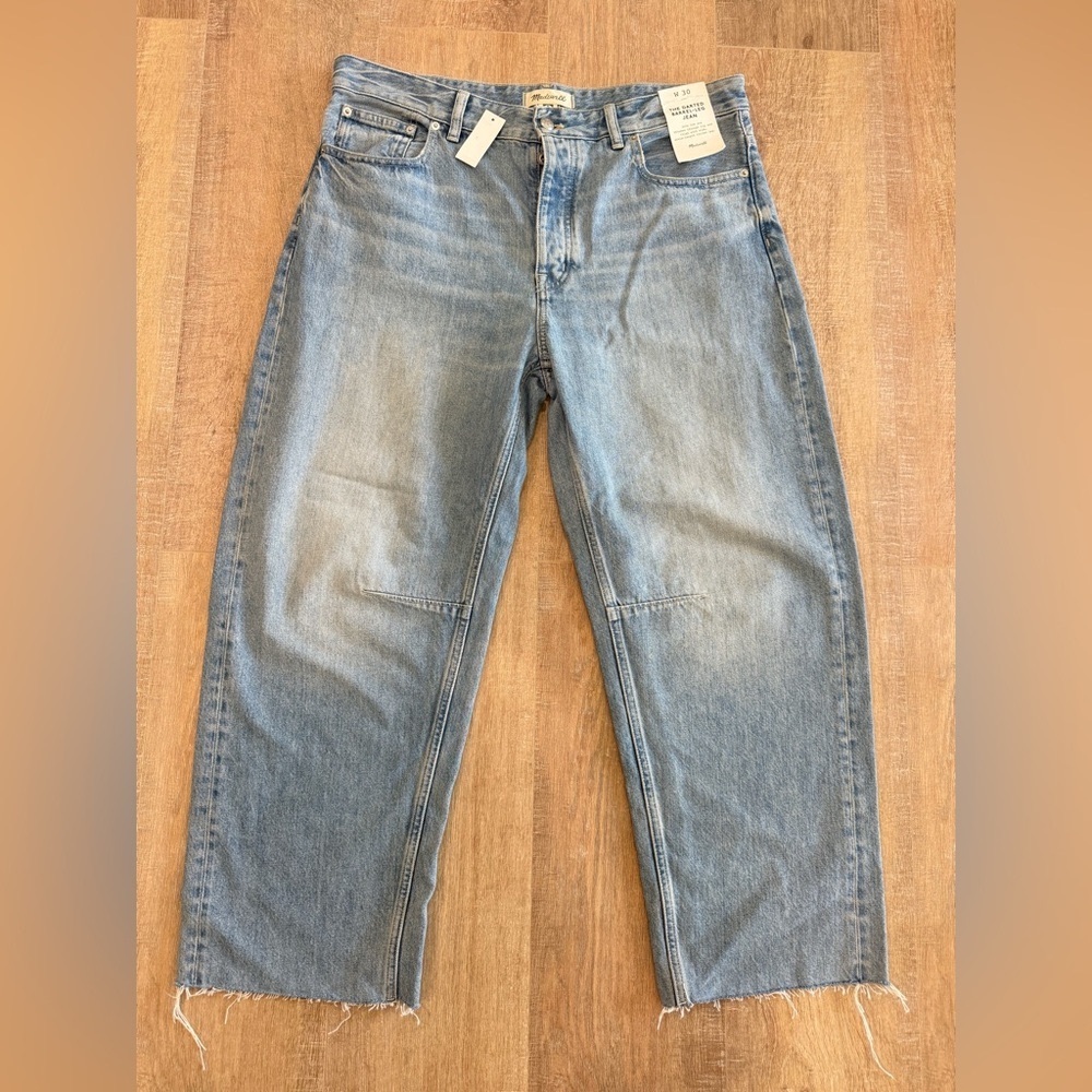 Madewell women’s  Relaxed Light Blue Jeans